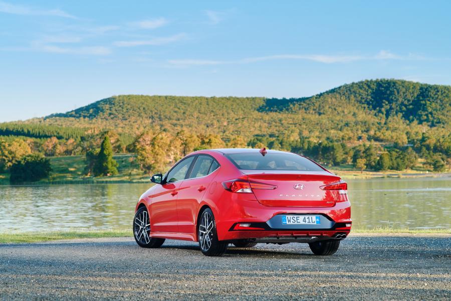  Hyundai Elantra Sport Premium (AD) 2019 года  (AU) (фото 8 из 15)